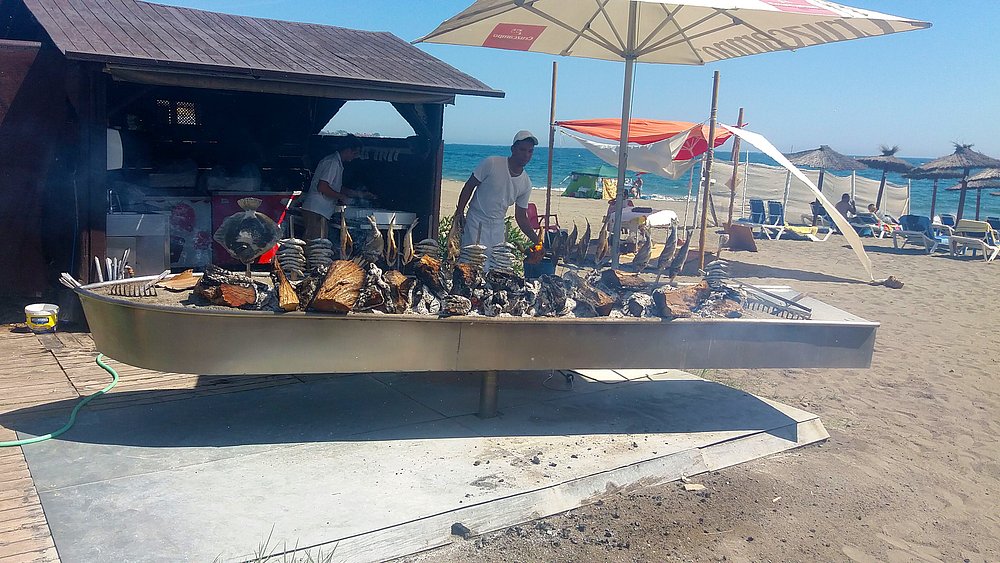 Ambiente y cocina en Torre Velerin 1