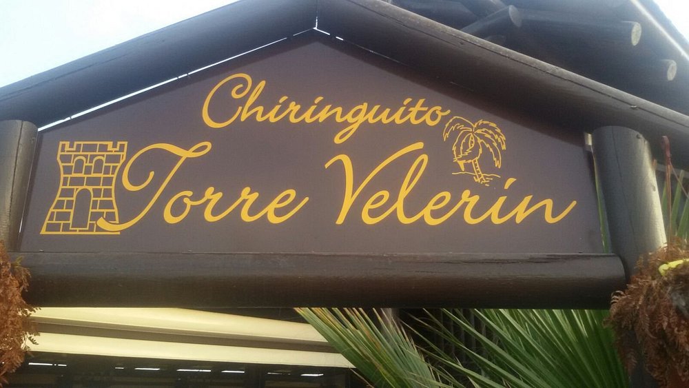 Ambiente y cocina en Torre Velerin 6